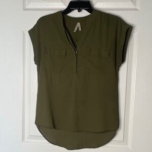 Moon Orchid Short Sleeve Sheer Pocket Front Blouse